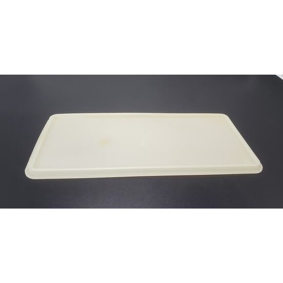 VTG Tupperware LID/SEAL 607 for Bread Keeper 606  **REPLACEMENT LID/SEAL ONLY** - Picture 1 of 4